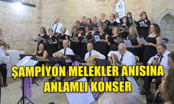 KIBRIS SANAT DERNEĞİ ŞAMPİYON MELEKLER ANISINA KONSER DÜZENLEDİ