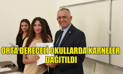 ÇAVUŞOĞLU, ESİN LEMAN LİSESİ’Nİ ZİYARET EDEREK ÖĞRENCİLERE KARNELERİNİ TAKDİM ETTİ