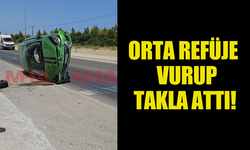 GAZİMAĞUSA'DA BİR ARAÇ ORTA REFÜJE VURUP TAKLA ATTI... BİR YARALI!