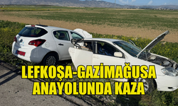 LEFKOŞA-GAZİMAĞUSA ANAYOLUNDA TRAFİK KAZASI.. 2 YARALI