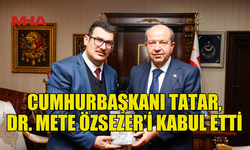 CUMHURBAŞKANI ERSİN TATAR'A METE ÖZSEZER TARAFINDAN KİTAP TAKDİM EDİLDİ