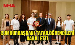 19 MAYIS GENÇLİK VE SPOR BAYRAMI… CUMHURBAŞKANI TATAR, ÖĞRENCİLERİ KABUL ETTİ
