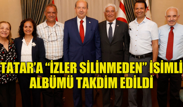 BELEDİYELER BİRLİĞİ HEYETİ CUMHURBAŞKANI TATAR’A “İZLER SİLİNMEDEN” İSİMLİ ALBÜMÜ TAKDİM ETTİ