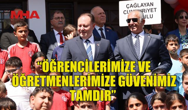 ÇOCUKLAR 23 NİSAN İÇİN MECLİS’TEYDİ...