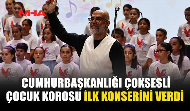 CUMHURBAŞKANLIĞI ÇOKSESLİ ÇOCUK KOROSU MAVİ SALON’DA SAHNE ALDI
