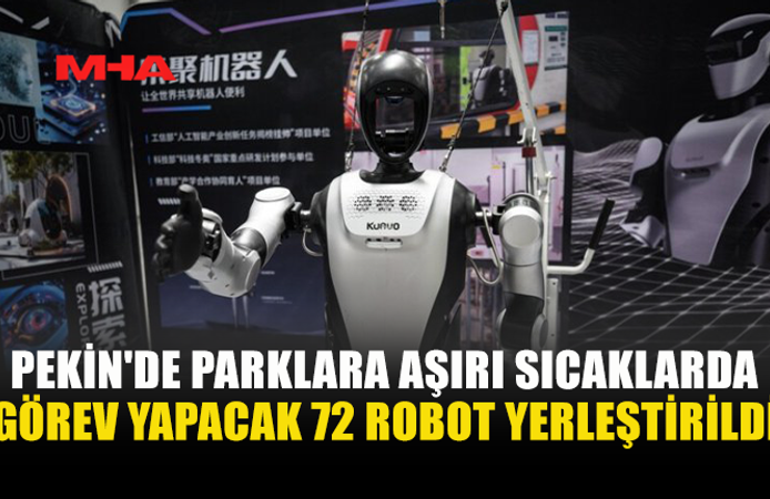 ÇİN'DE PARKLARDA ROBOT ÇALIŞANLAR İŞBAŞI YAPTI