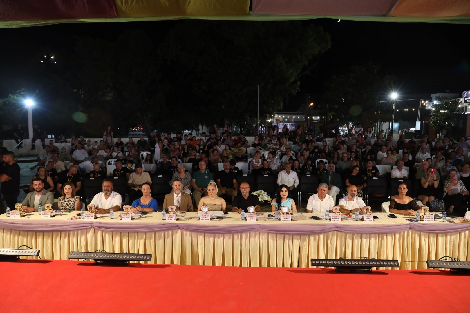 Kostüm Ve Festi̇val Güzelleri̇15