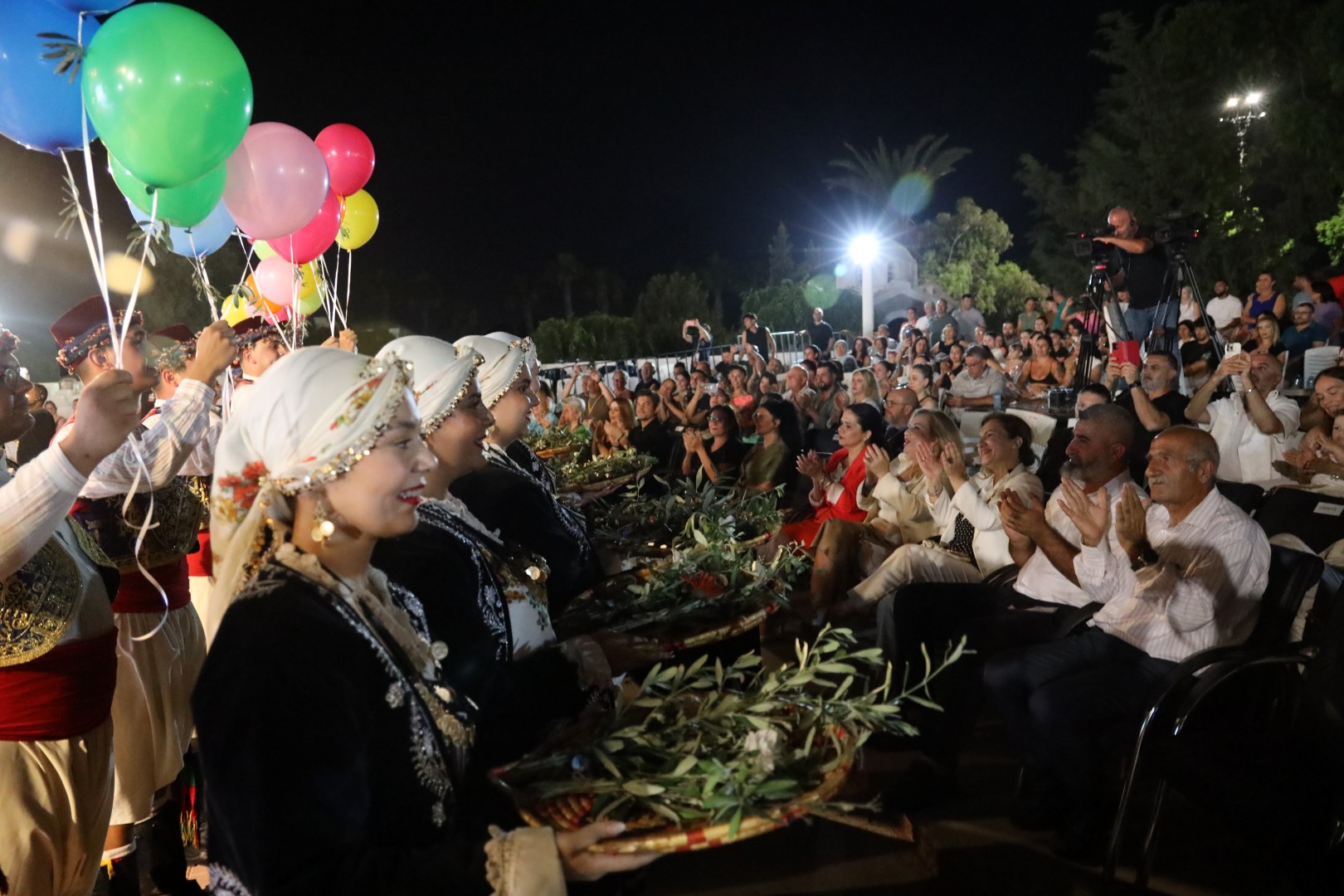 Halk Danslari Gala Gecesi̇1