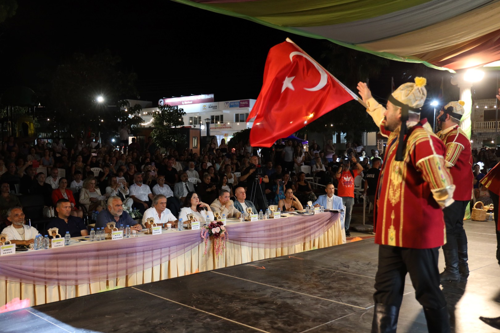 Halk Danslari Gala Gecesi̇4